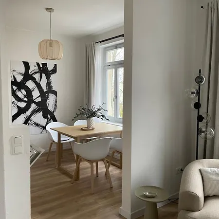 Apartamento Apartnaest - Vollausgestattete 1 - Bis 4-zimmer L 24h Zugang Per Code L Check-in Anleitung Ueber Posteingang L Parkplatz Auf Anfrage L Fruehstueck Optional *