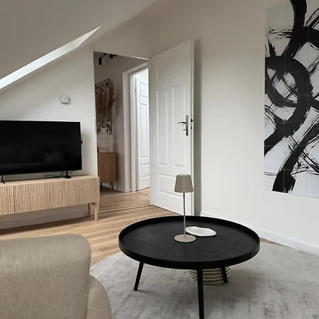 Apartnaest - Vollausgestattete 1 - Bis 4-zimmer L 24h Zugang Per Code L Check-in Anleitung Ueber Posteingang L Parkplatz Auf Anfrage L Fruehstueck Optional Radeberg