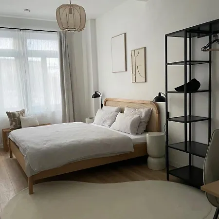 ApartNaest Radeberg - vollausgestattete 1 - 4 Zimmer Apartments I 24h flexibler mobiler Check-in via Link I Parkplatz auf Anfrage I Platz für bis zu 60 Personen Apartment *