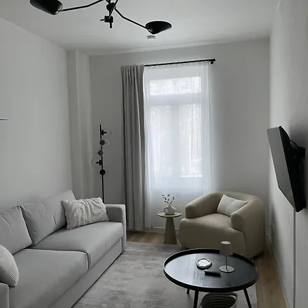 Apartnaest - Vollausgestattete 1 - Bis 4-zimmer L 24h Zugang Per Code L Check-in Anleitung Ueber Posteingang L Parkplatz Auf Anfrage L Fruehstueck Optional * Radeberg