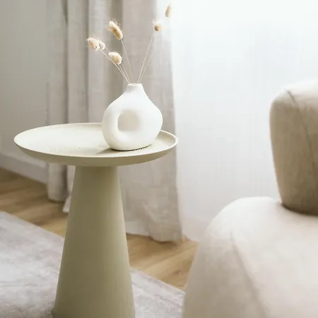 Apartment ApartNaest Radeberg - vollausgestattete 1 - 4 Zimmer Apartments I 24h flexibler mobiler Check-in via Link I Parkplatz auf Anfrage I Platz für bis zu 60 Personen *