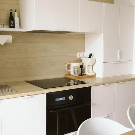 ApartNaest Radeberg - vollausgestattete 1 - 4 Zimmer Apartments I 24h flexibler mobiler Check-in via Link I Parkplatz auf Anfrage I Platz für bis zu 60 Personen Apartment